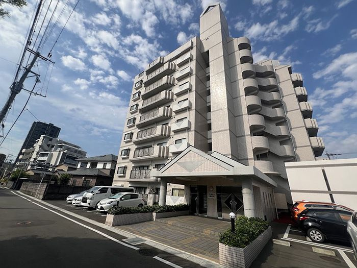 コーポランド春日原の外観