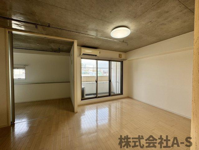シャトー＆ホテル名駅南2ndの居間・リビング
