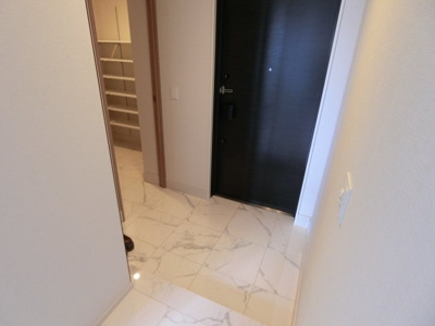 【玄関】 | ドレッセタワー武蔵小杉