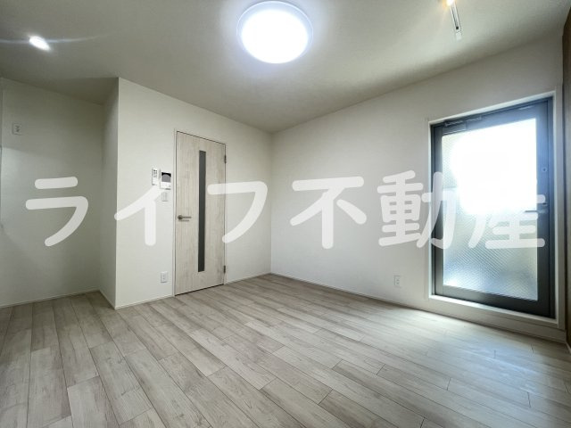 フジパレス吉田EASTの居間・リビング|ゆったりとした居間です
