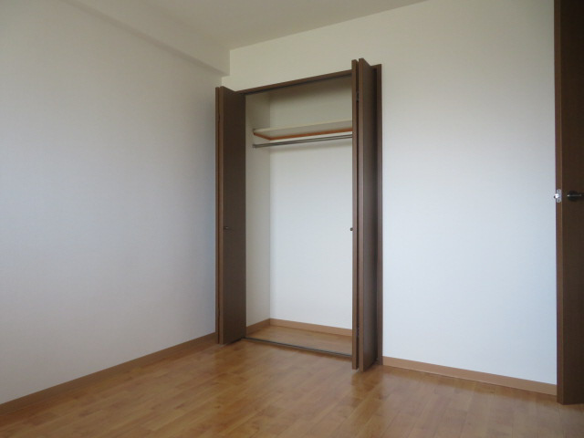 サンヒルズ岡田の子供部屋