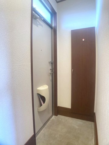 メゾン・ベルエールの玄関