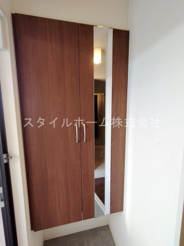 メゾン　ラ・ヴェリテBの収納