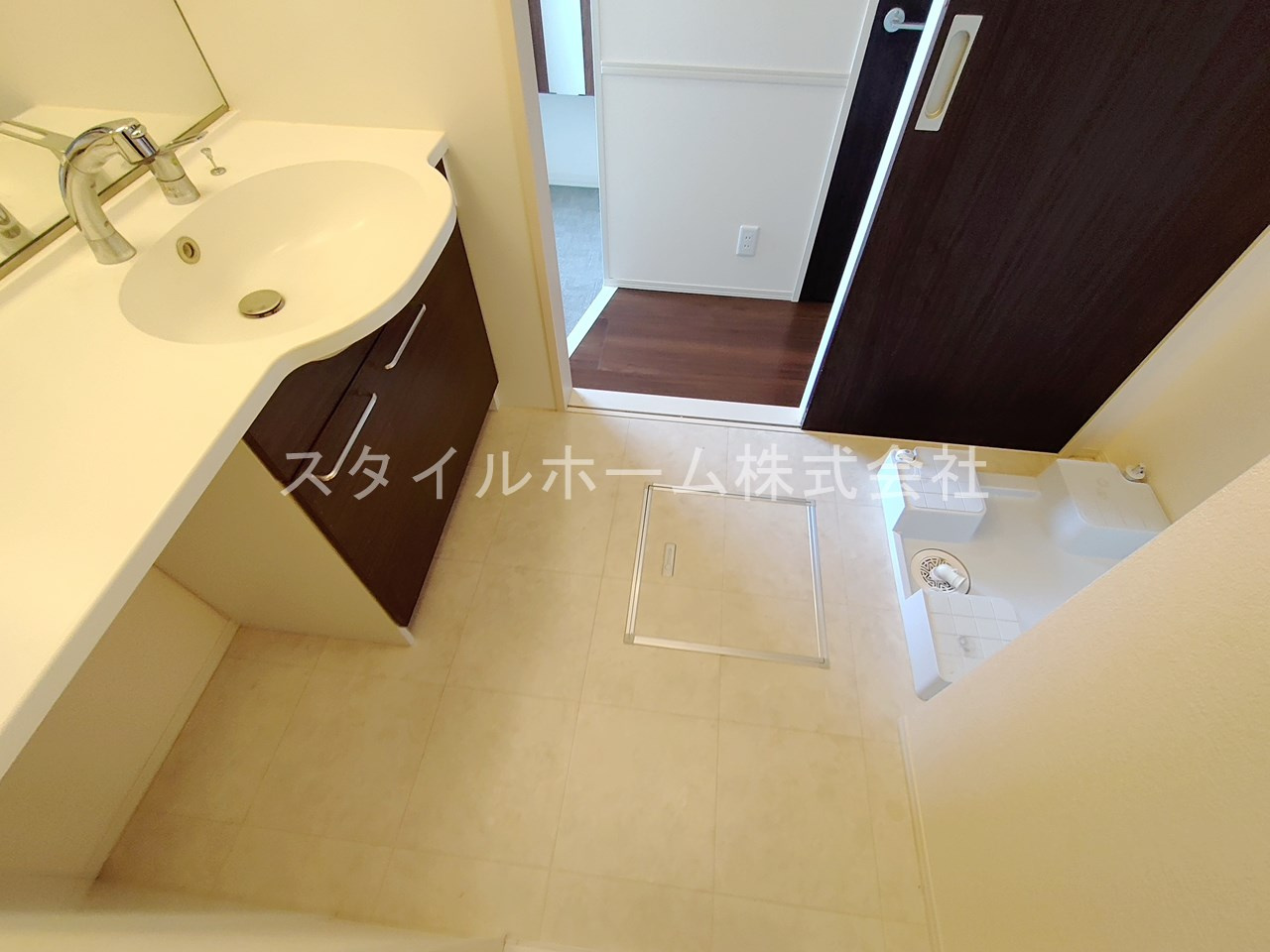 メゾン　ラ・ヴェリテBの洗面所