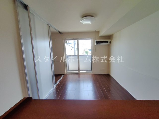 メゾン　ラ・ヴェリテBの居間・リビング