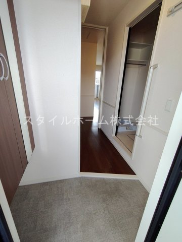 メゾン　ラ・ヴェリテBの玄関