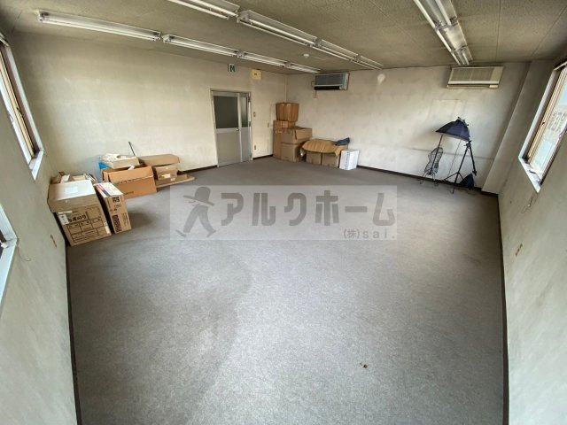 飯堂ビルの内装