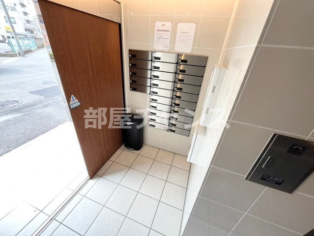 ミリオレビータ金山のエントランス