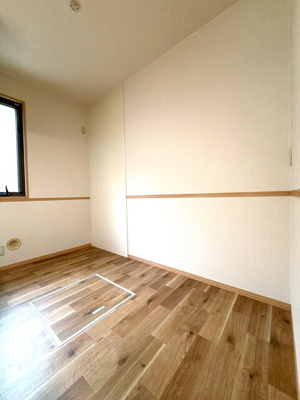 キッチンスペース（冷蔵庫置場）