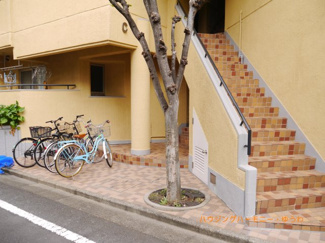 【エントランス】