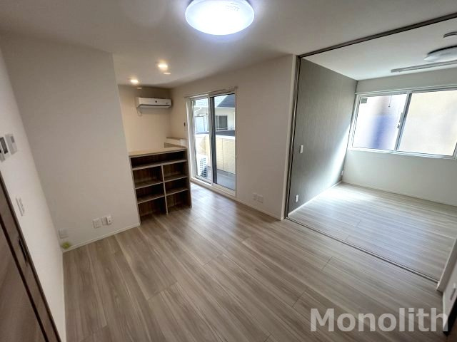 サニーグリーンの居間・リビング