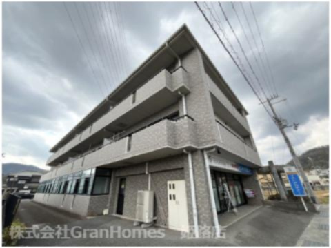 ロイヤルメゾン草上