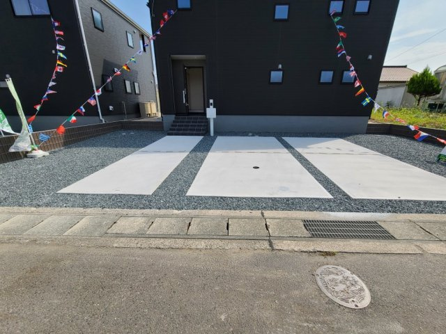 【新築戸建】平泉崎第7※子育て支援対象※の駐車場|1号棟写真　カースペースです。