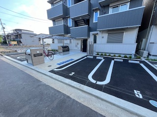 【駐車場】 | モンターニュ