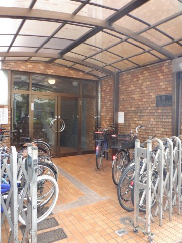 池袋リリエンハイムのエントランス