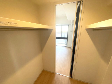 トリニティ豊中本町の収納|イメージとして同建物他部屋を表示しています