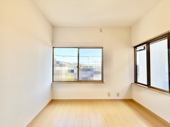 【洋室】 | 高知市加賀野井2丁目