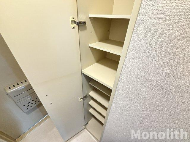 モアクレスト綾園の収納