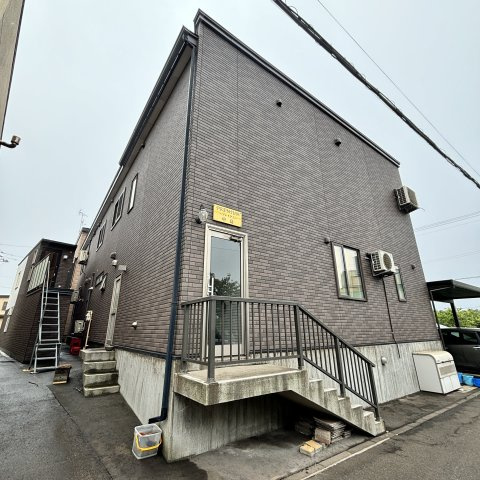 プレミアム中島の外観