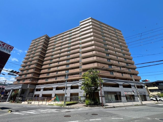 ◆リフォーム済み◆JR「大津京」駅徒歩３分◆１５階建て最上階の南向き３LDK◆パデシオン西大津の外観|外観