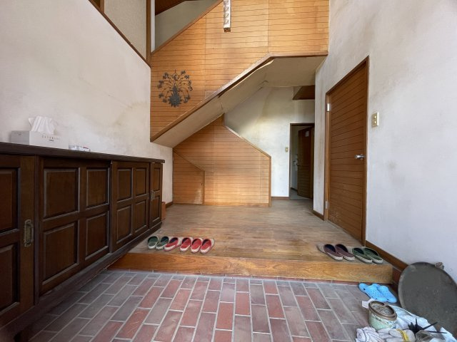 【中古戸建】前橋市天川大島町の玄関