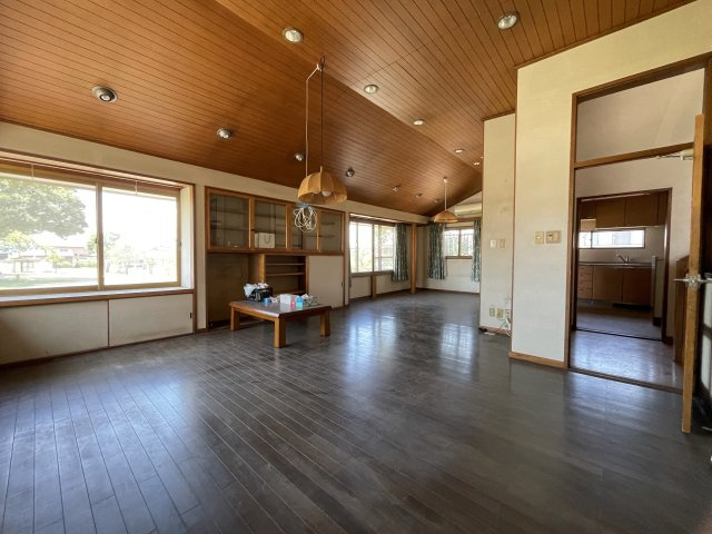 【中古戸建】前橋市天川大島町の居間・リビング|リビング