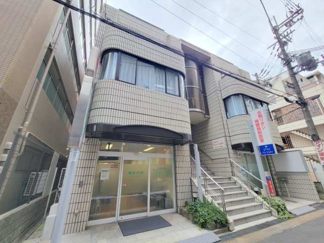 IMNビルの外観