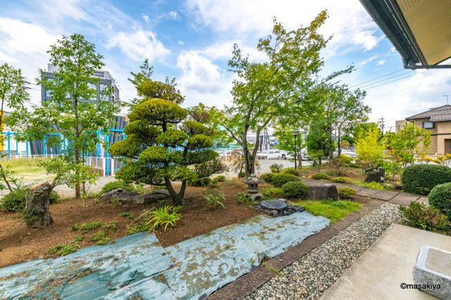 東和田戸建の庭