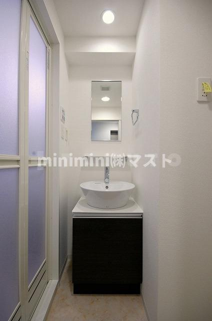 大阪市西区立売堀３丁目の賃貸マンションの洗面所