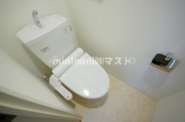 大阪市西区立売堀３丁目の賃貸マンションのトイレ