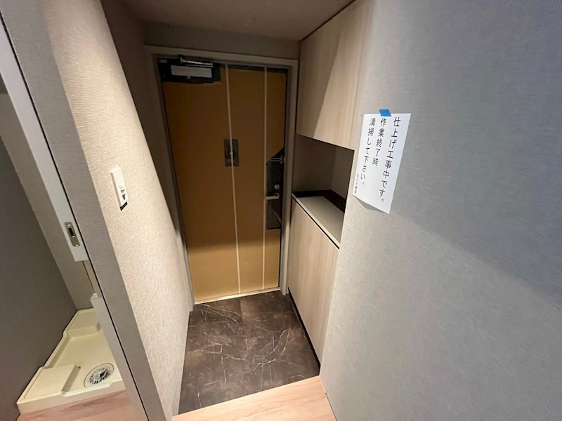 Zonna神戸磯上通（ゾナ神戸磯上通）の玄関