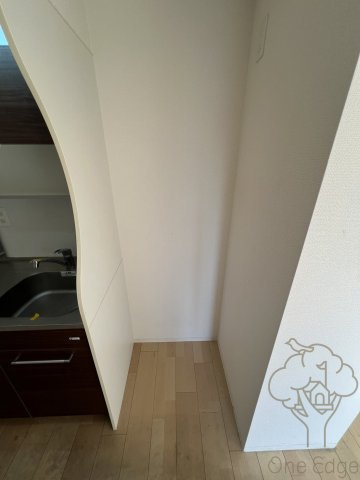 セレニテ新大阪カルムのキッチン