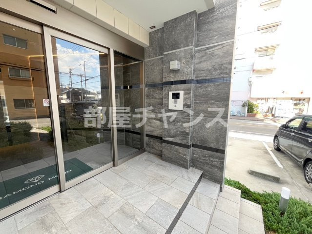 DIAMOND MOONのエントランス