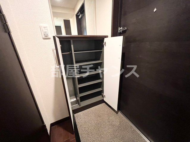 ライジングコート名古屋駅南の収納