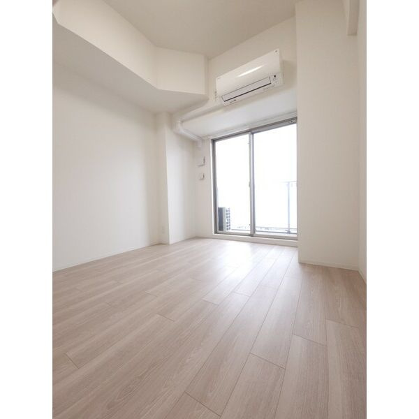 ディアレイシャス今池の居間・リビング