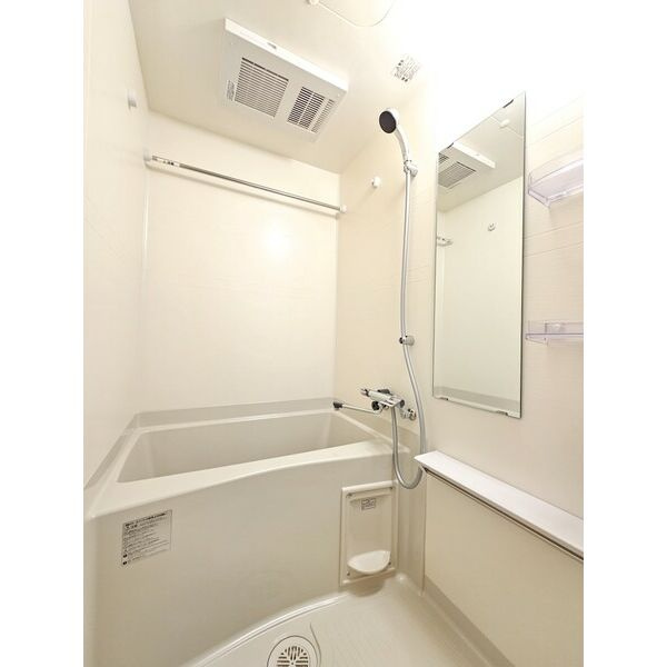 ディアレイシャス今池の浴室