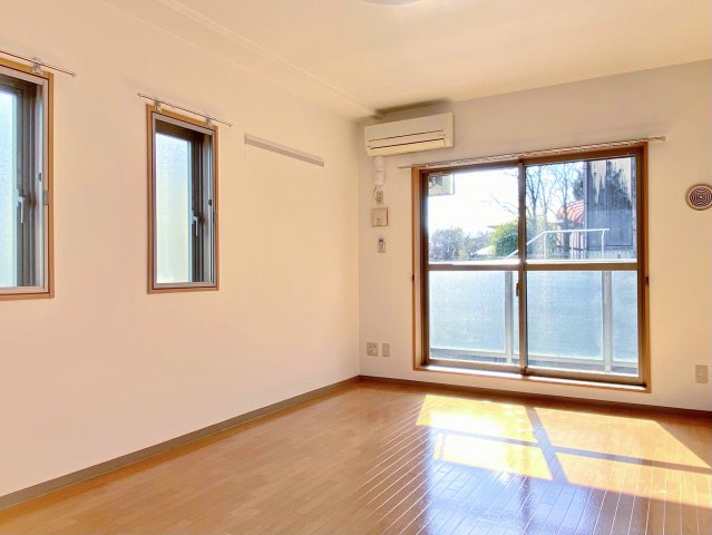 シェルグラン京田辺の洋室