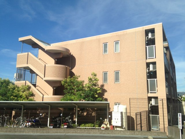 シェルグラン京田辺の外観