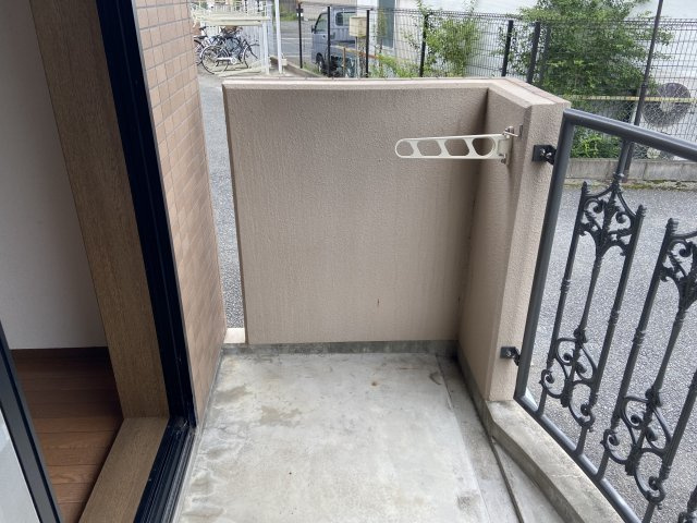 リュミエ京田辺のバルコニー