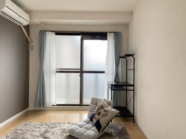 エクセル田辺の洋室