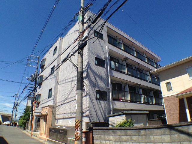 エクセル田辺の外観
