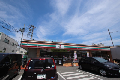 セブンイレブン鎌倉手広西店まで300ｍ