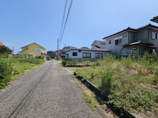 【前面道路含む現地写真】 | <中古戸建+宅地（更地）のセット販売>　東金市小沼田中古戸建