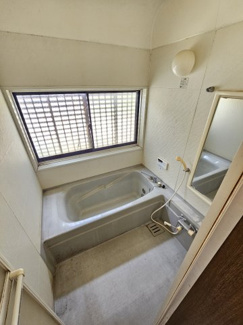 【浴室】 | <中古戸建+宅地（更地）のセット販売>　東金市小沼田中古戸建