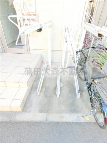 トネリコ蒲田イーストのその他共用部分|ラック式の駐輪場　空き状況等詳細はお問合せください。