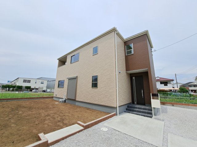 新築　伊勢崎市長沼第1　Livele Garden.S　1号棟の外観|現地写真　完成しました！ご内覧等、お気軽にお問合せください♪　
