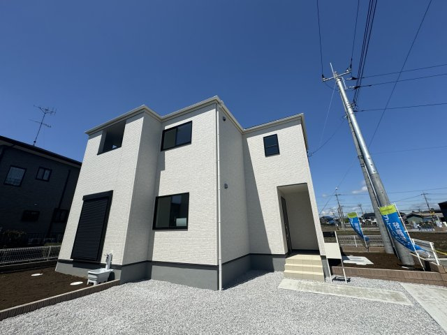 新築　太田市第5台之郷町　Livele Garden.S　3号棟の外観|現地写真　どうどう完成！ご内覧等、お気軽にお問合せください♪　							
