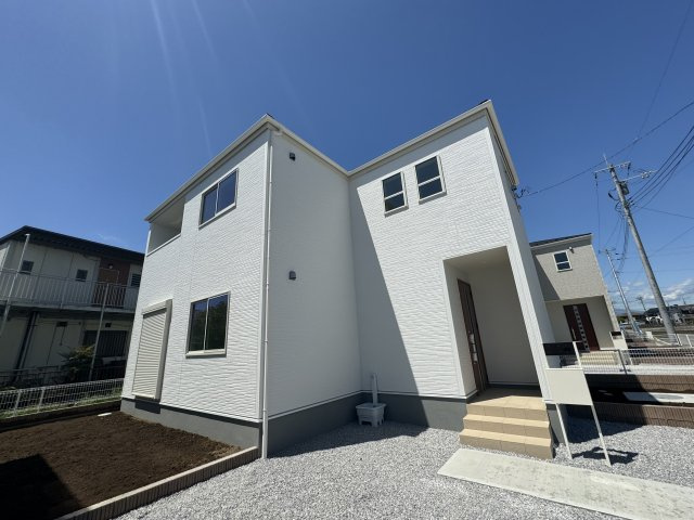 新築　太田市第5台之郷町　Livele Garden.S　6号棟の外観|現地写真　どうどう完成！ご内覧等、お気軽にお問合せください♪　							
