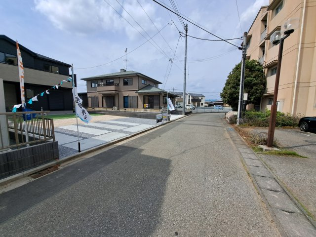 新築　太田市台之郷町3期　GRAFARE　1号棟の前面道路含む現地写真|現地写真　東側接道幅員約5ｍ