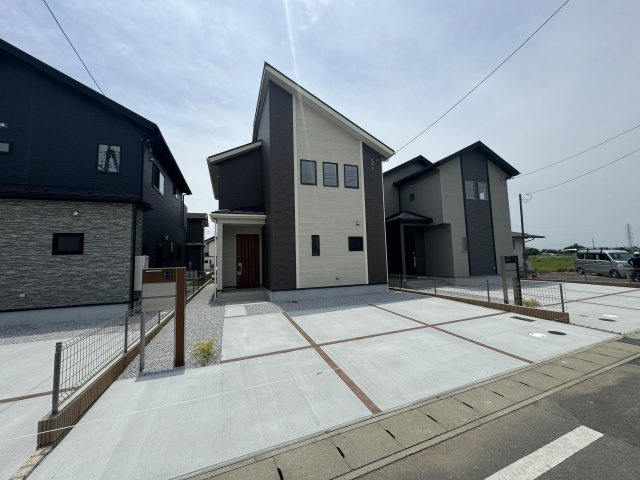 新築　太田市亀岡町　2号棟の外観|新築　太田市亀岡町